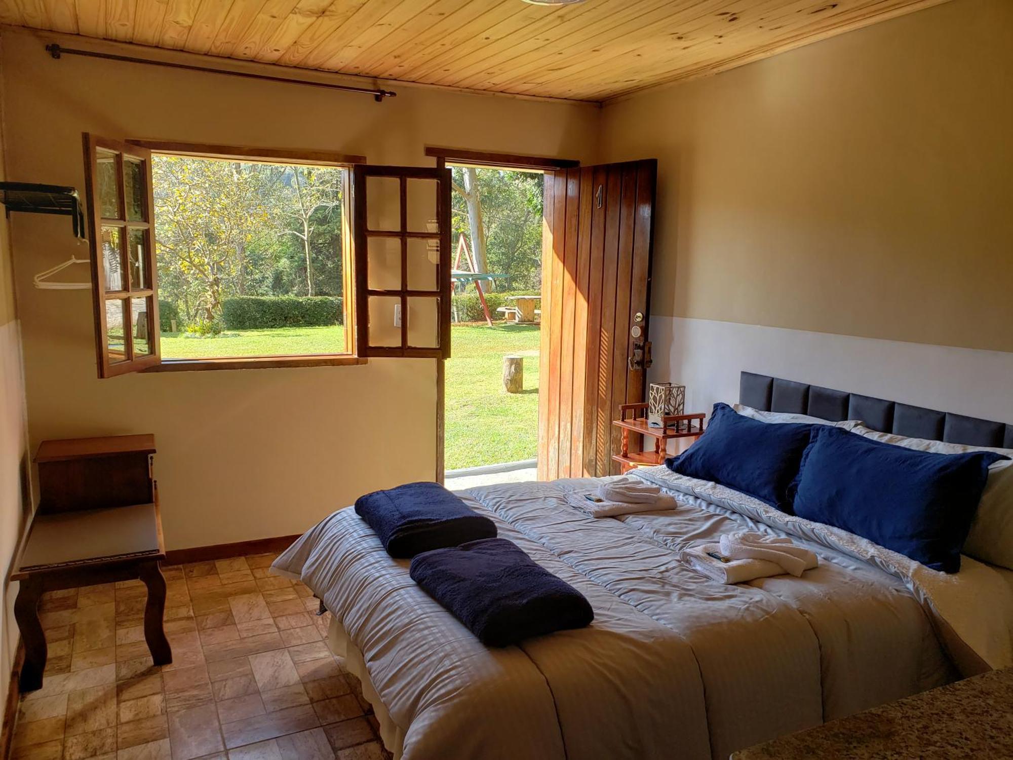 Quarto Duplo